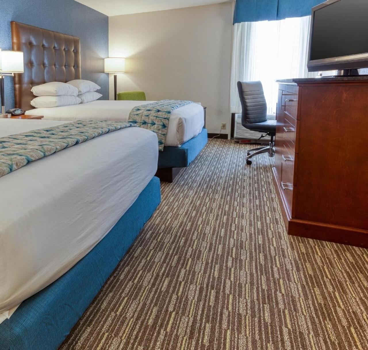 Heritage Inn & Suites St Louis Fenton, Trademark By Wyndham Exterior foto